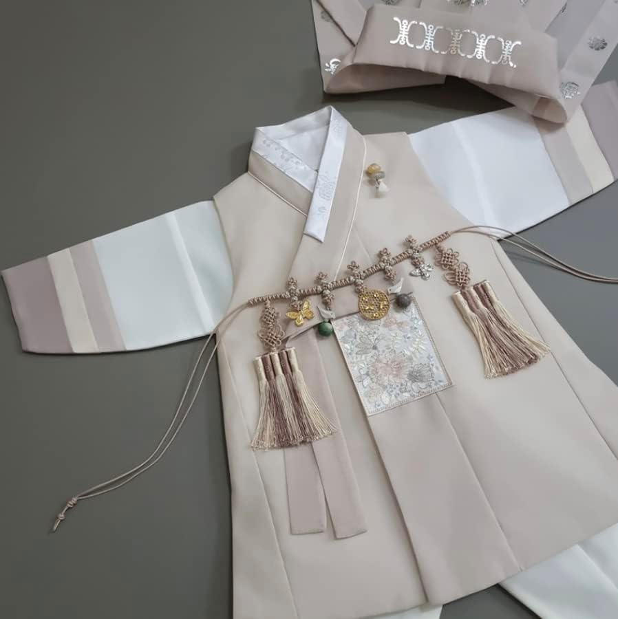 A Modern Korean Style 100th Day Consumers