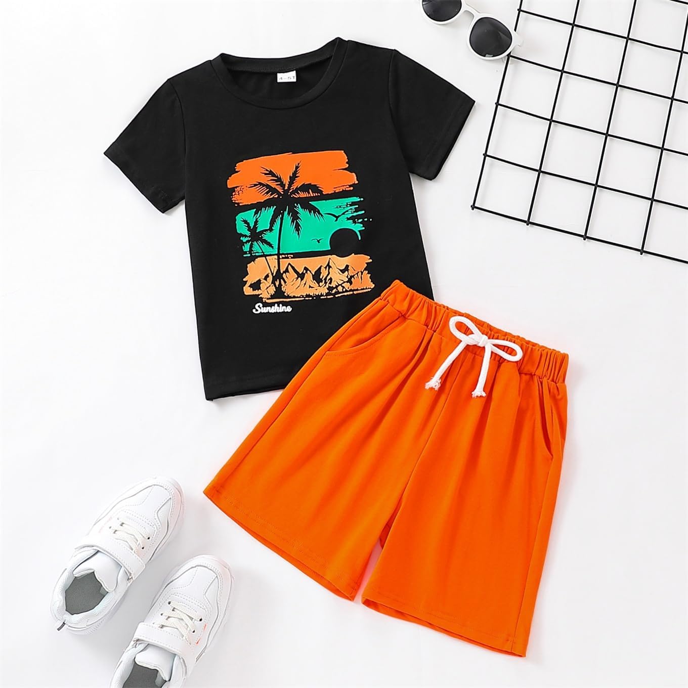 Escape to the tropics with GOLLUNERs Cool Summer Outfit for Kids