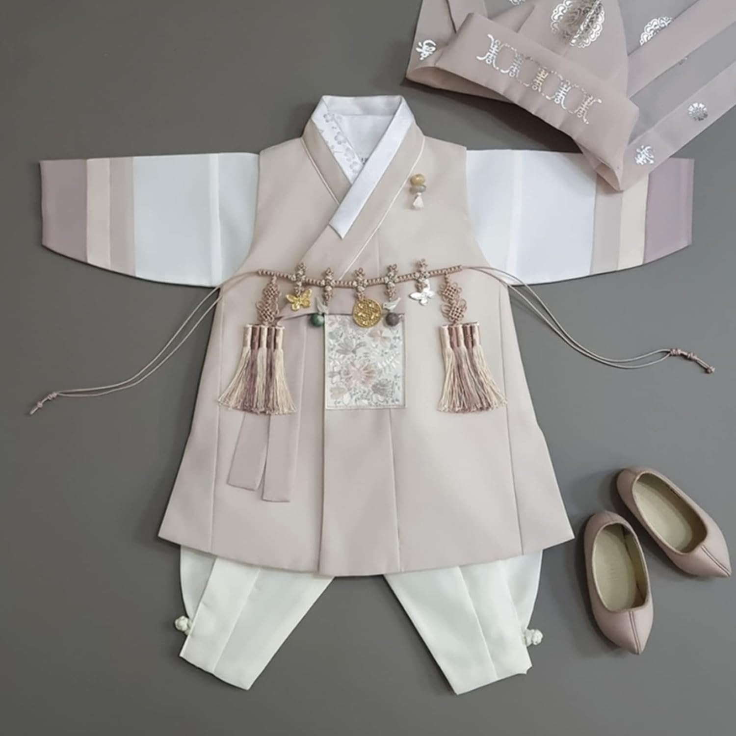 A Modern Korean Style 100th Day Consumers