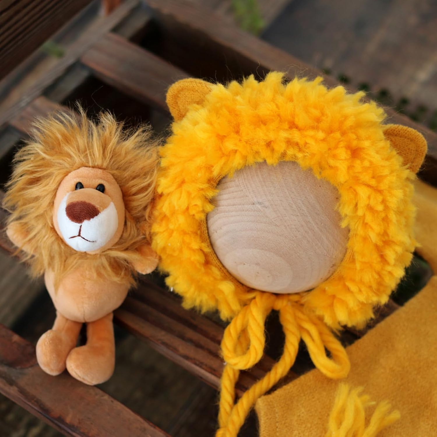 Step into the Jungle Vemonllas Knitted Lion Costume for Baby