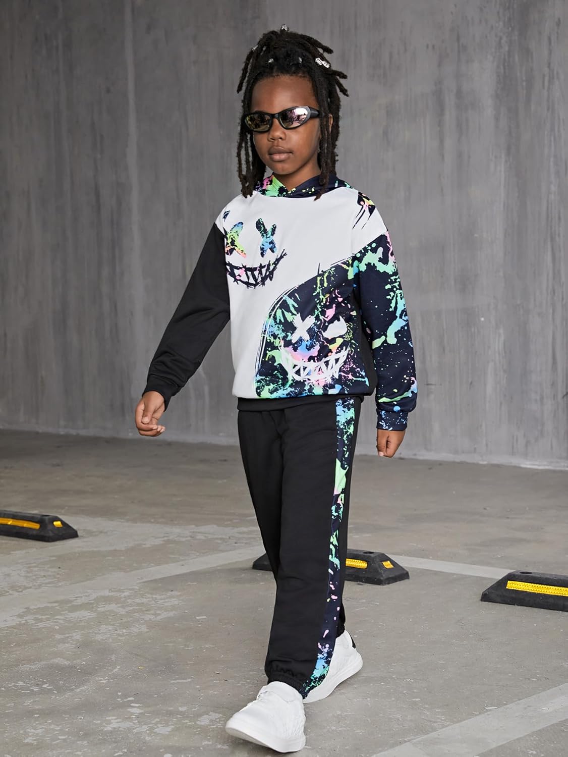 WDIRARA Boys 2 Piece Tracksuit Set Sweatpants and Hoodie