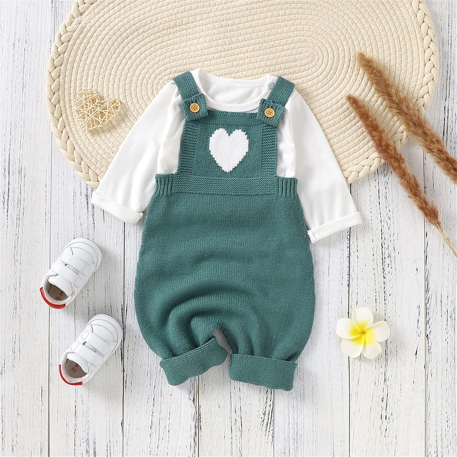 Adorable Heart Pattern Romper for Baby