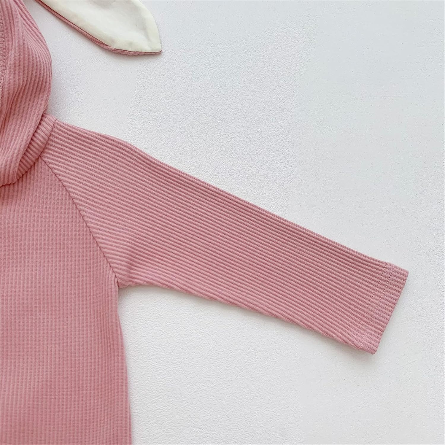 Adorable Newborn Romper Cozy Fashionable Perfect for Boys Girls